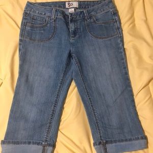 Women’s Capri Jeans